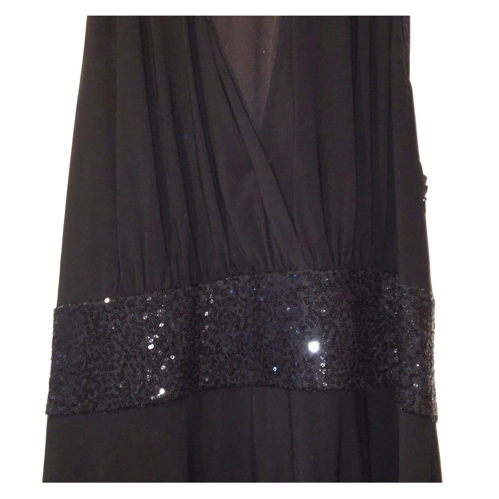 Black Deep V sequin cocktail dress -Knee length.